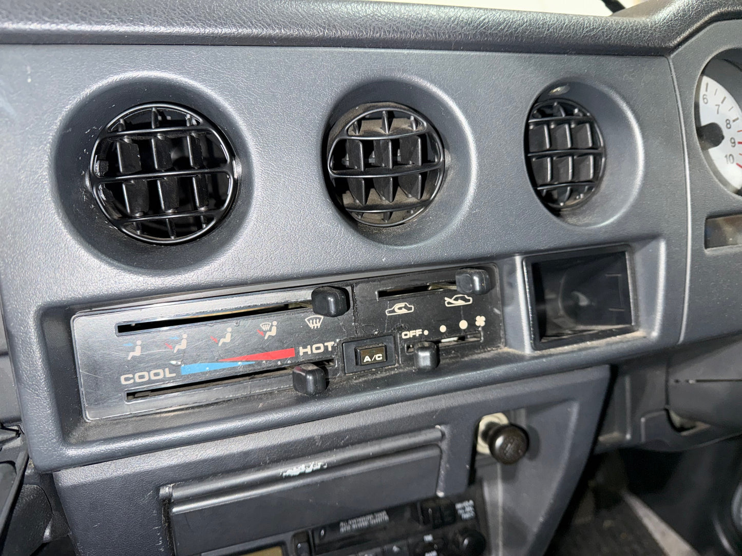 JA22W Suzuki Jimny Vent Clip - Free Digital STL File